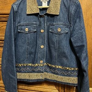 Stonebridge medium denim jacket trimmed in leopard print, comfy, smoke free